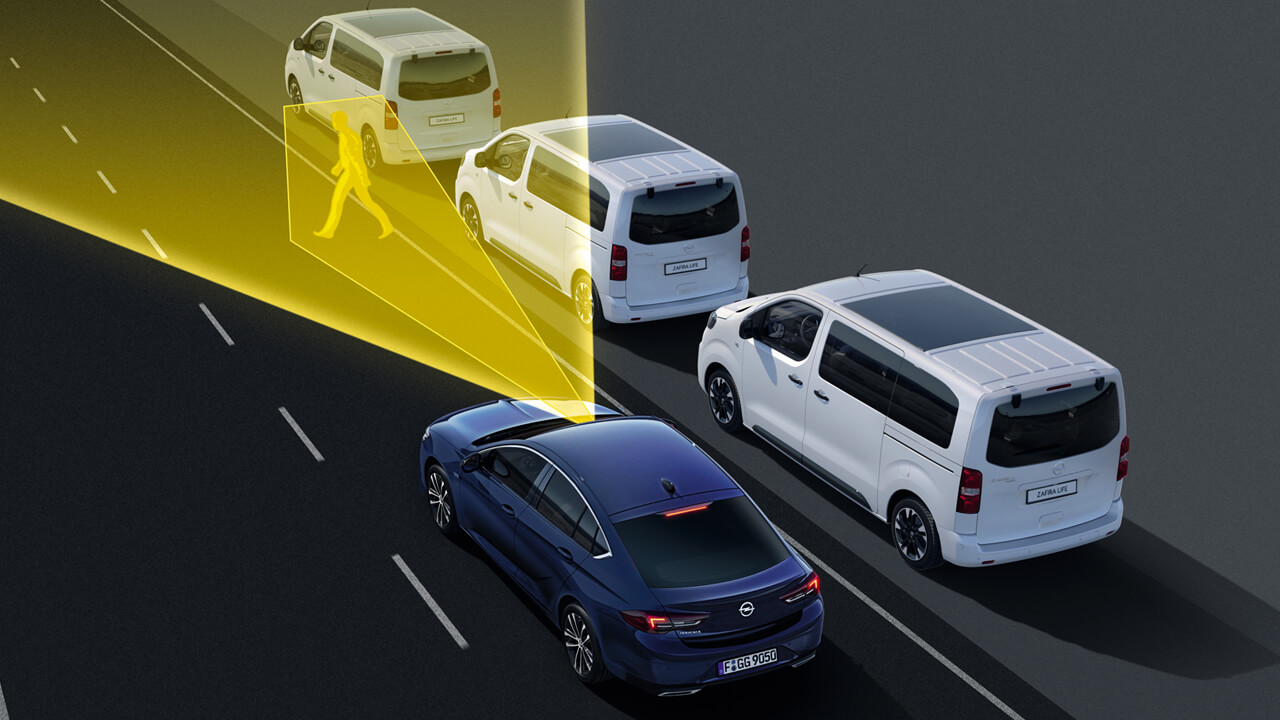 Opel Insigna ST - Bezpečnost - Automatické nouzové brzdění Opel Insigna Sports Tourer