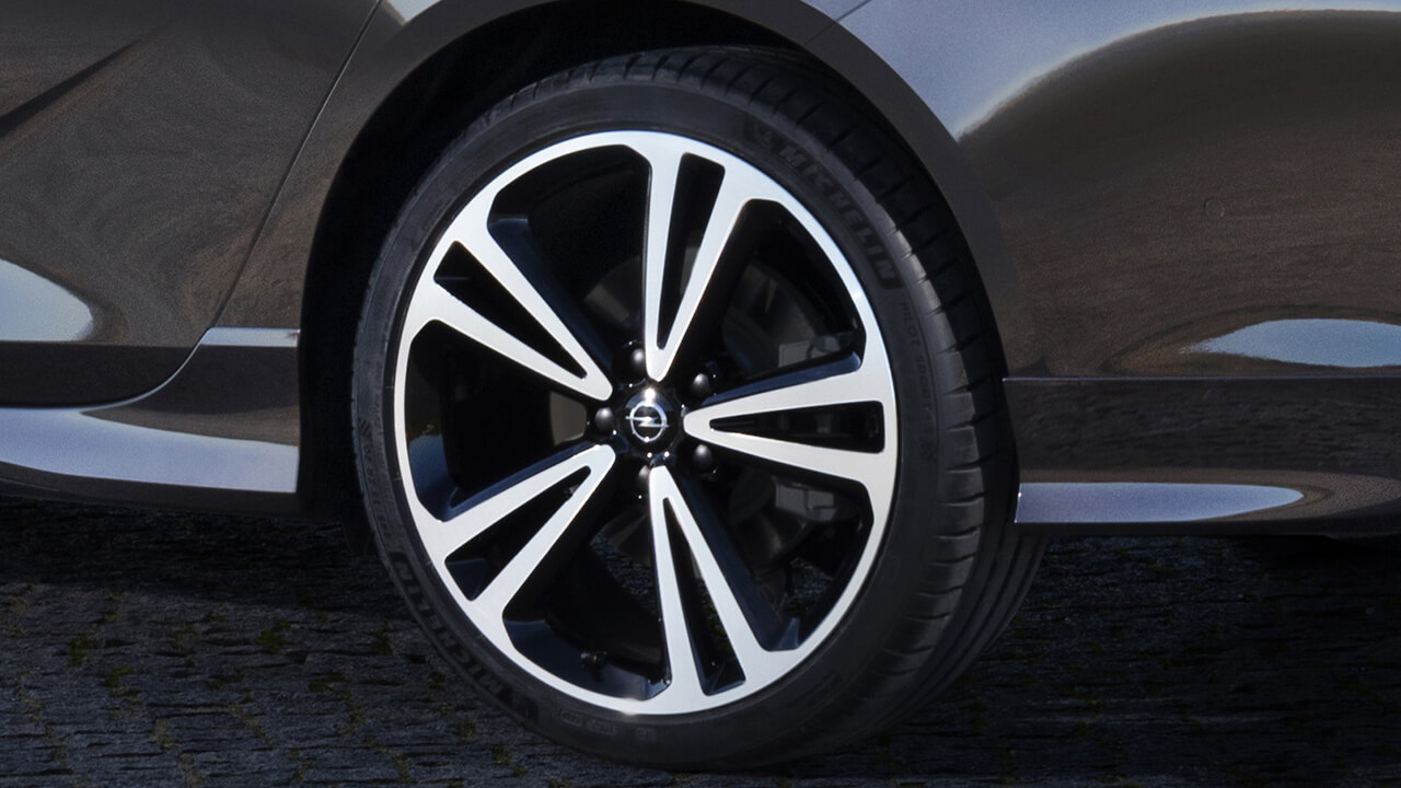 Opel Insigna ST - Design - Ráfky Opel Insigna Sports Tourer