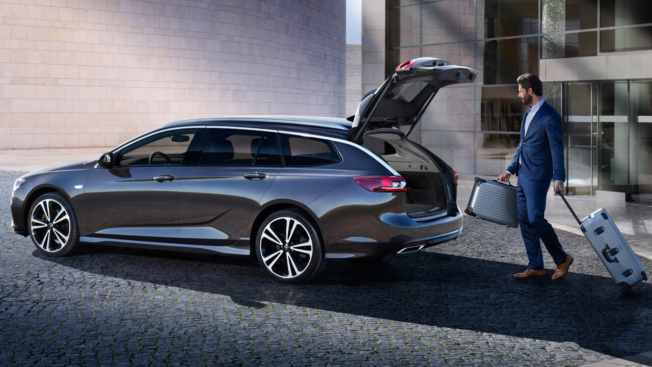 Opel Insigna ST - Prémiové pohodlí - Handsfree víko Opel Insigna Sports Tourer