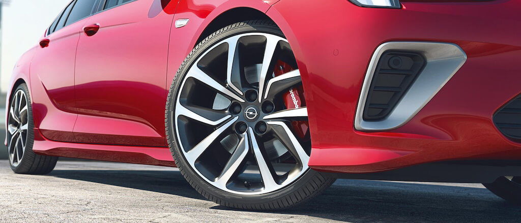 Insignia Sports Tourer GSi