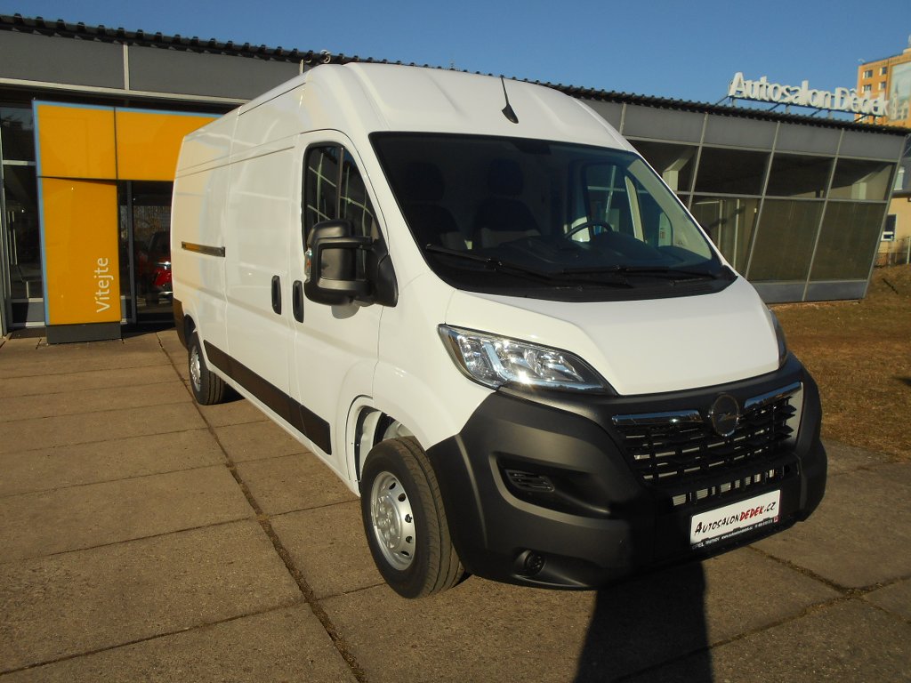 Opel Movano