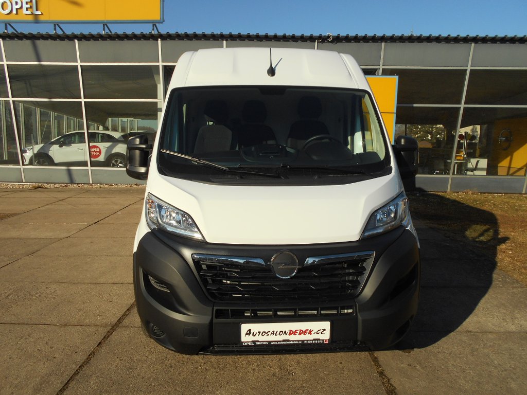 Opel Movano