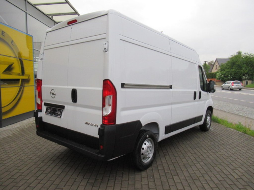 Opel Movano