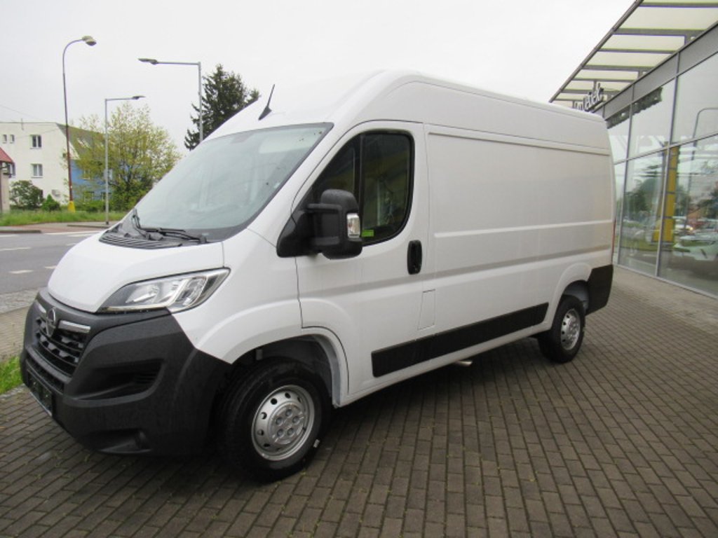 Opel Movano